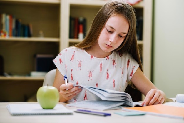 Efficient Homework Management: Tips for Academic Excellence – SSVM World School